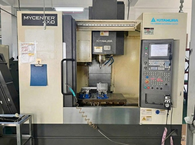 Máy phay đứng CNC Kitamura 4XiD cũ