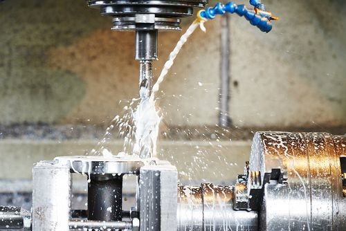 Đá mài và nước tưới nguội ảnh hưởng đến chi phí vận hành máy mài tròn