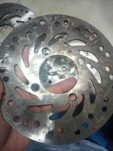 Cháy bề mặt khi mài tròn